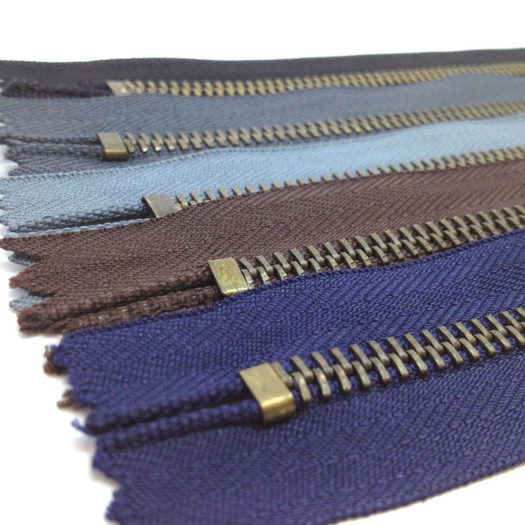 Antique Brass Closed End No5 Metal Zip Heavy Duty Zipper, Black